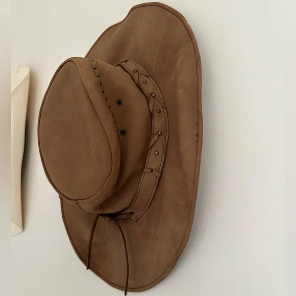 BULLHIDE | Genuine Leather Cowboy Hat - Picture 3 of 7